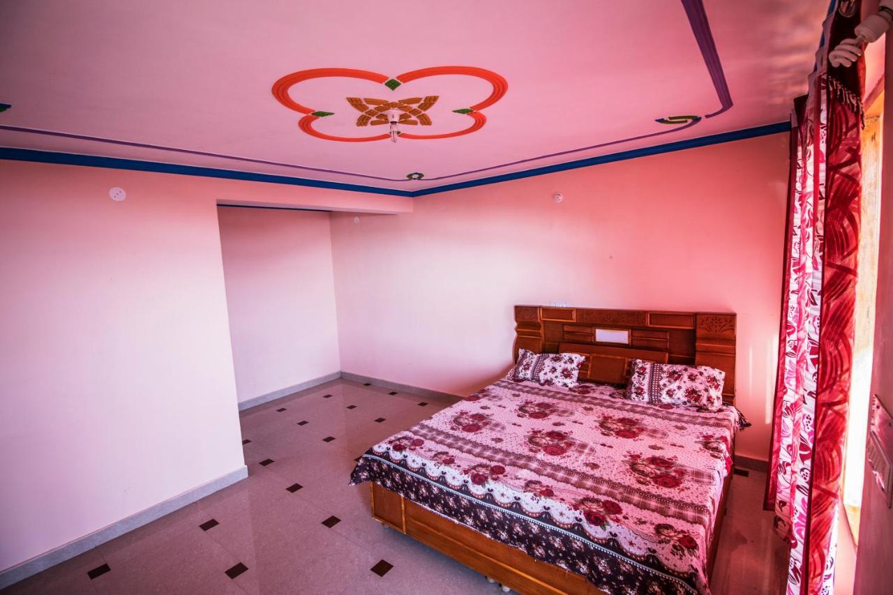 Orange Guest House Dharmkot Дармсала Экстерьер фото